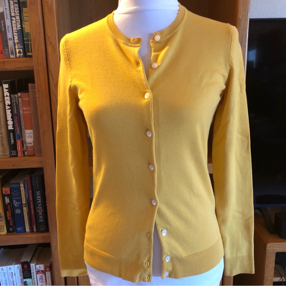 EUC Charter Club cardigan